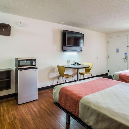 Motel 6-Troutville, Va Eksteriør billede