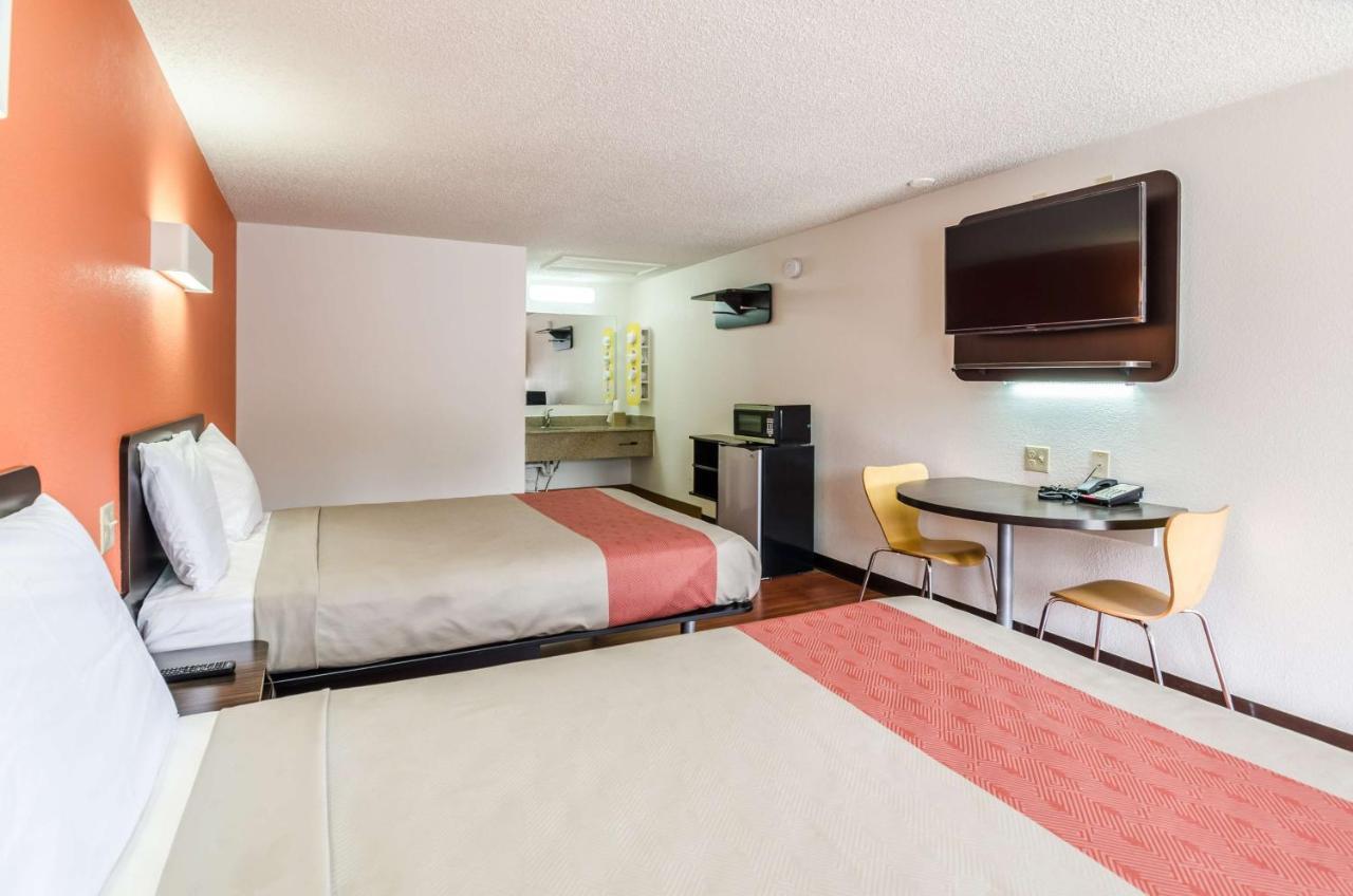 Motel 6-Troutville, Va Eksteriør billede