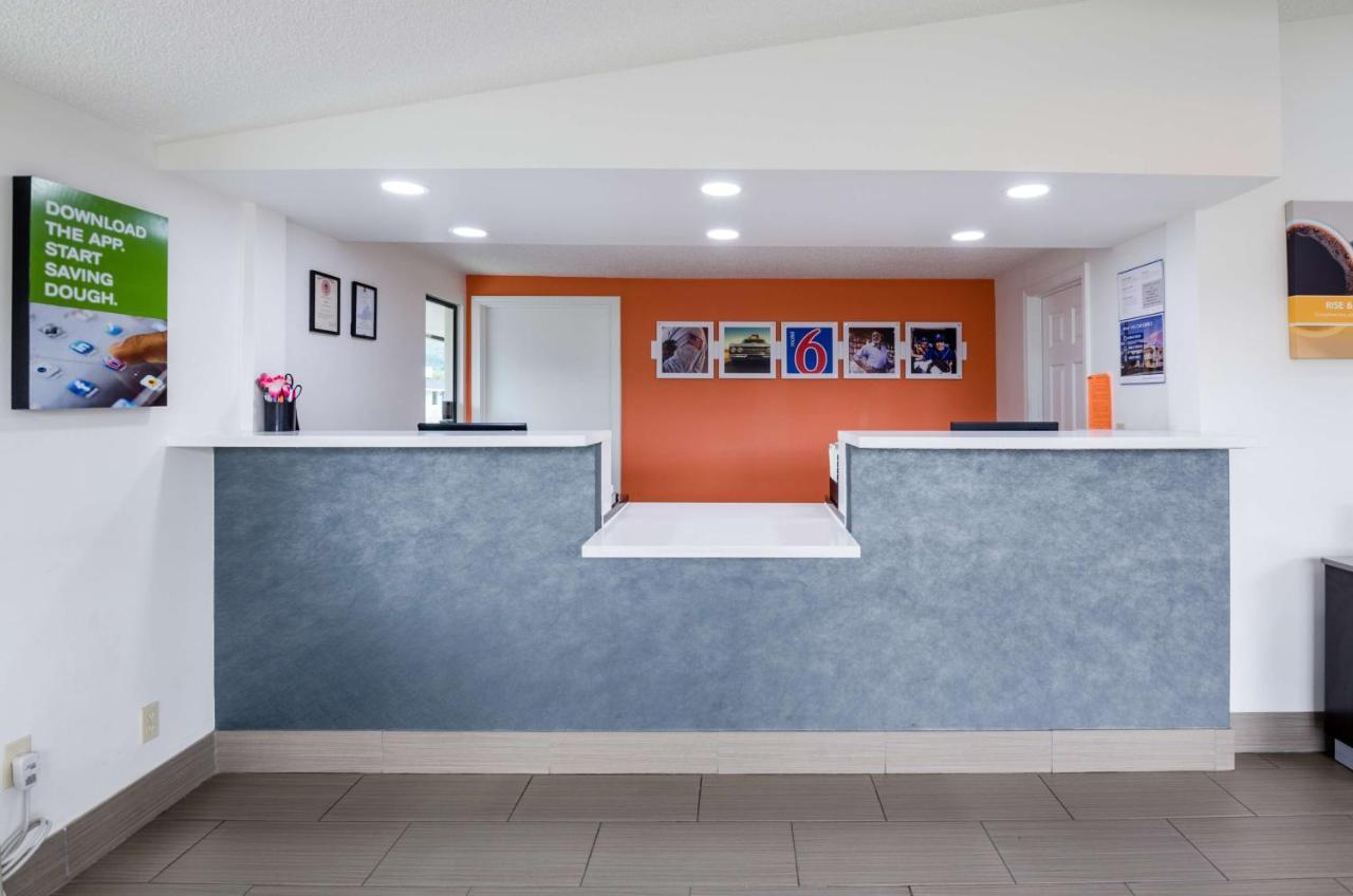 Motel 6-Troutville, Va Eksteriør billede